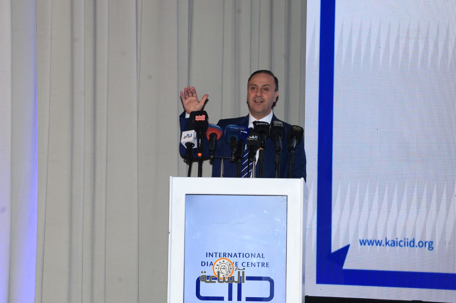 Madar Al-Saa Images 0.19110839842003624