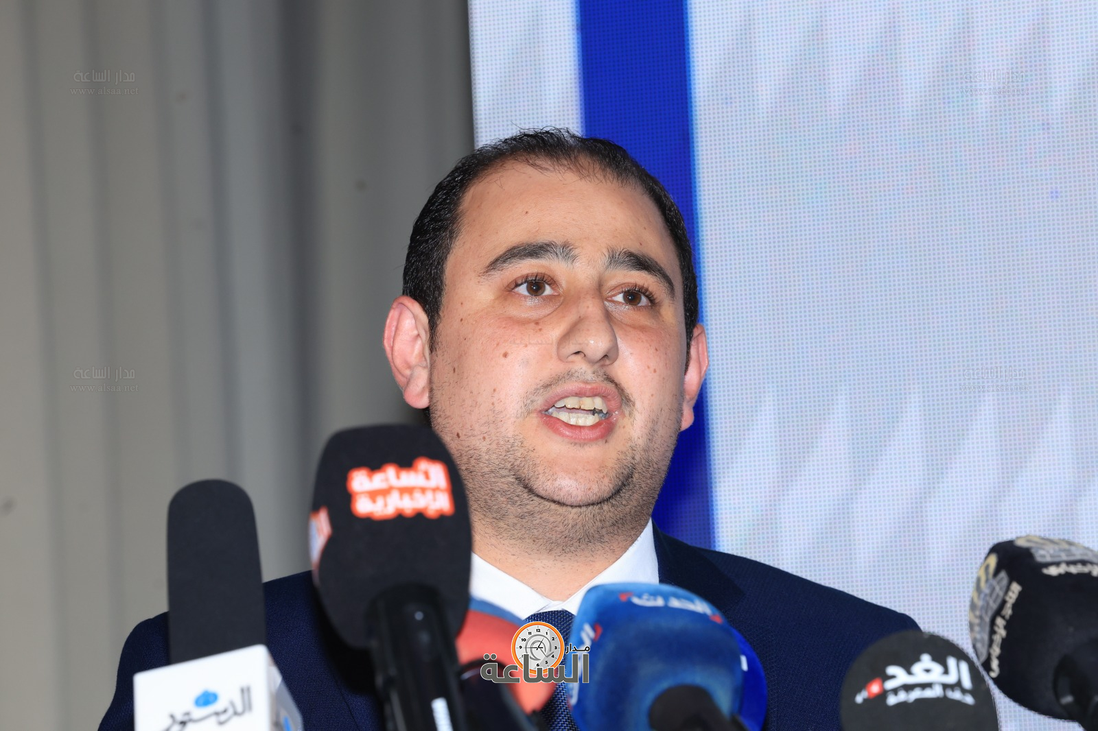 Madar Al-Saa Images 0.9156763556541678