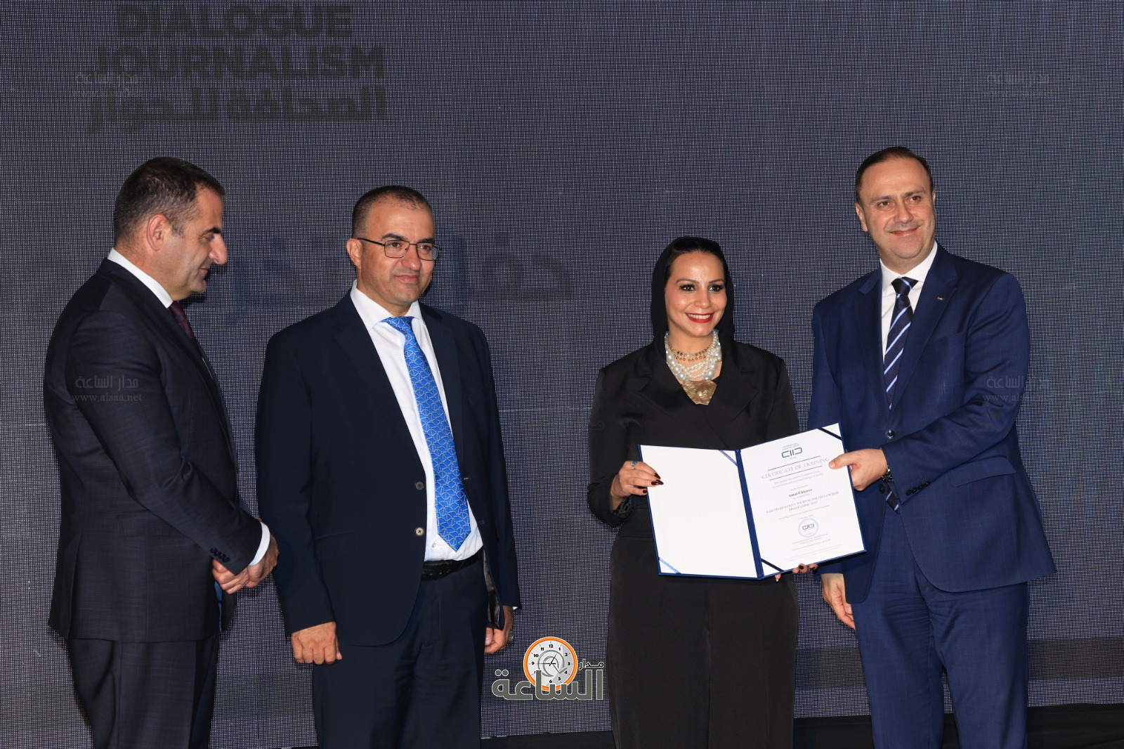 Madar Al-Saa Images 0.4070128664264083