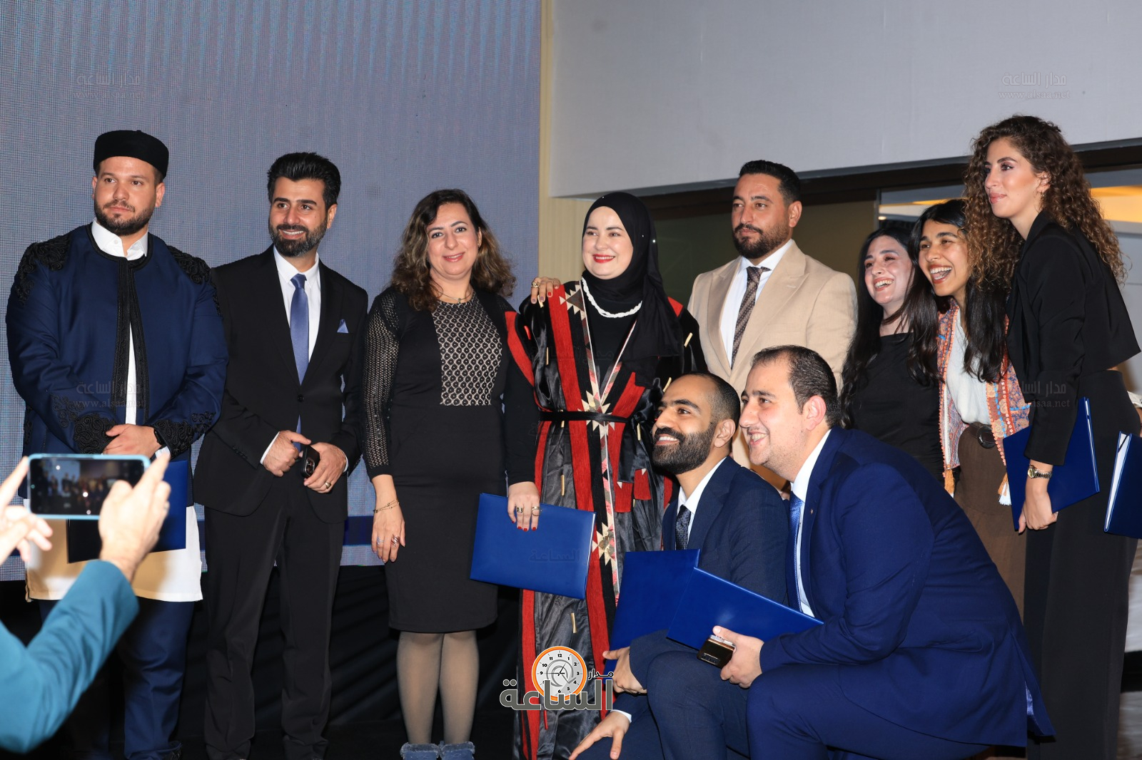 Madar Al-Saa Images 0.6017982970769988