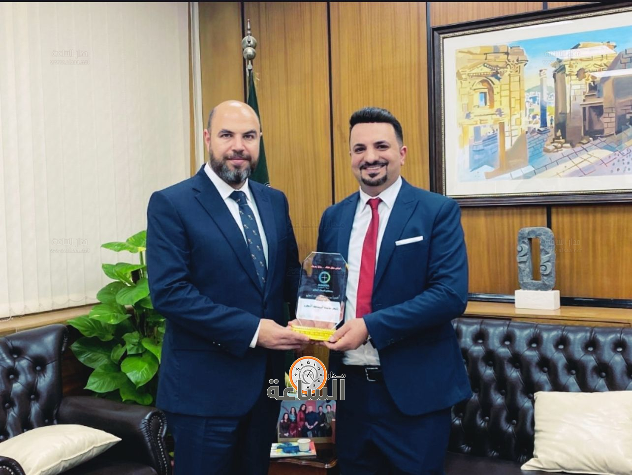 Madar Al-Saa Images 0.6181882054832852