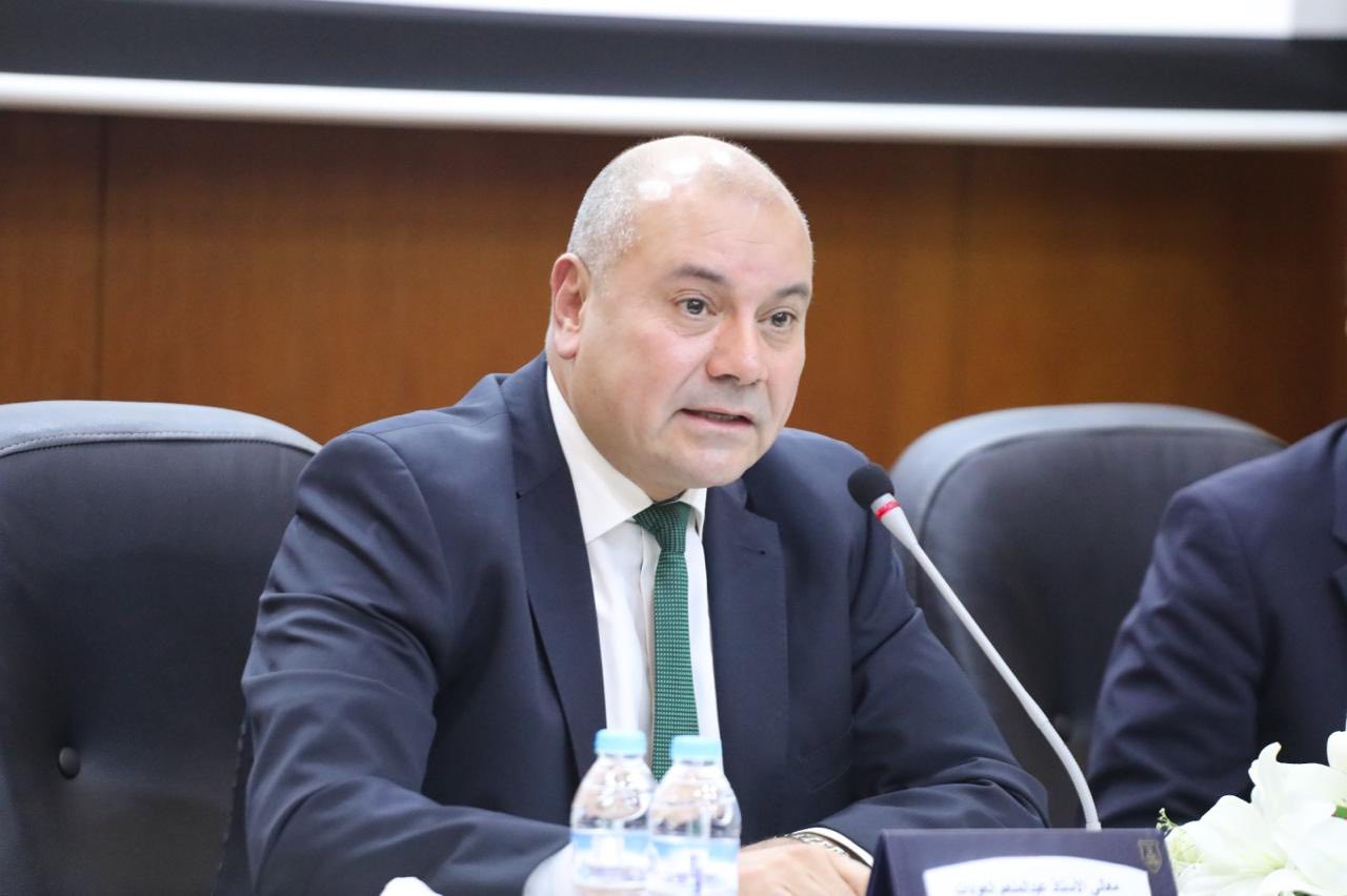 Madar Al-Saa Images 0.11390997392517666