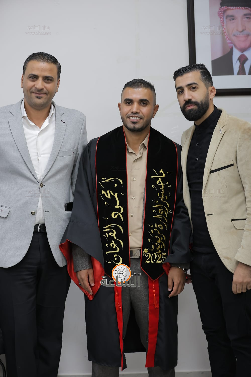 Madar Al-Saa Images 0.568839111681717