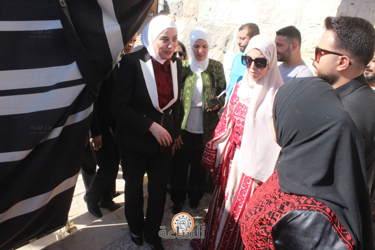 Madar Al-Saa Images 0.1461384519556801