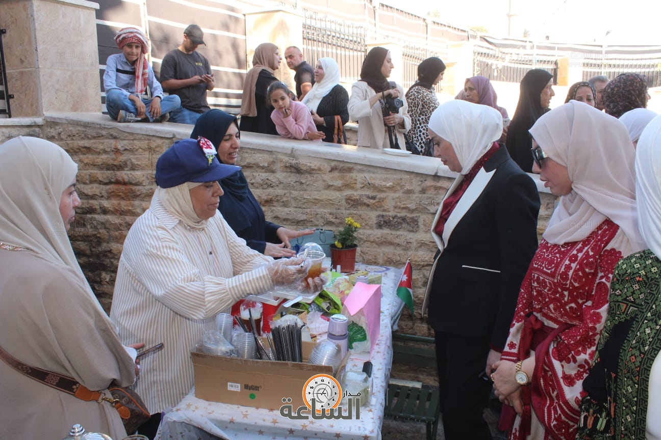 Madar Al-Saa Images 0.18272524433434645