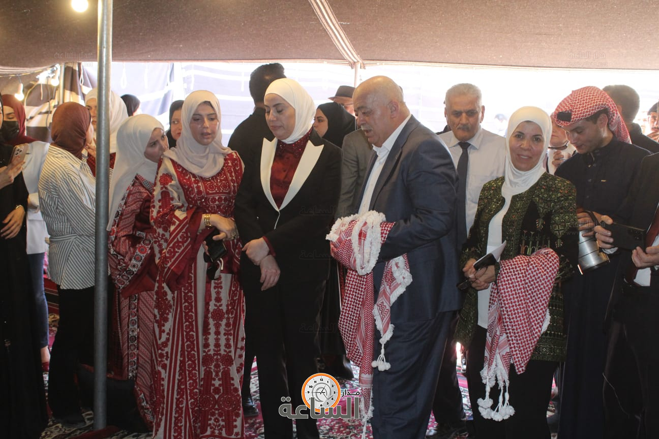 Madar Al-Saa Images 0.15035853686091527