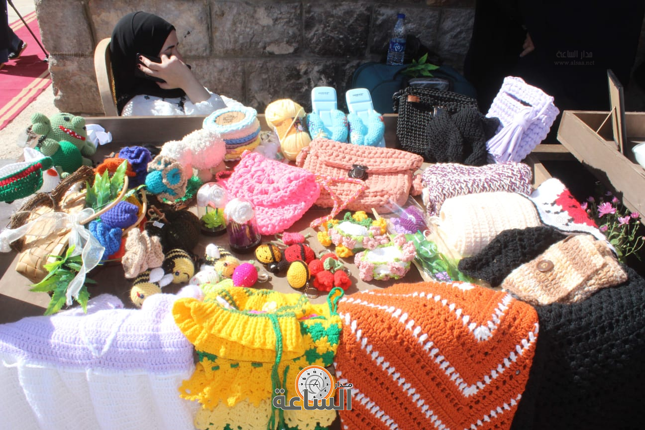 Madar Al-Saa Images 0.7607559192242849