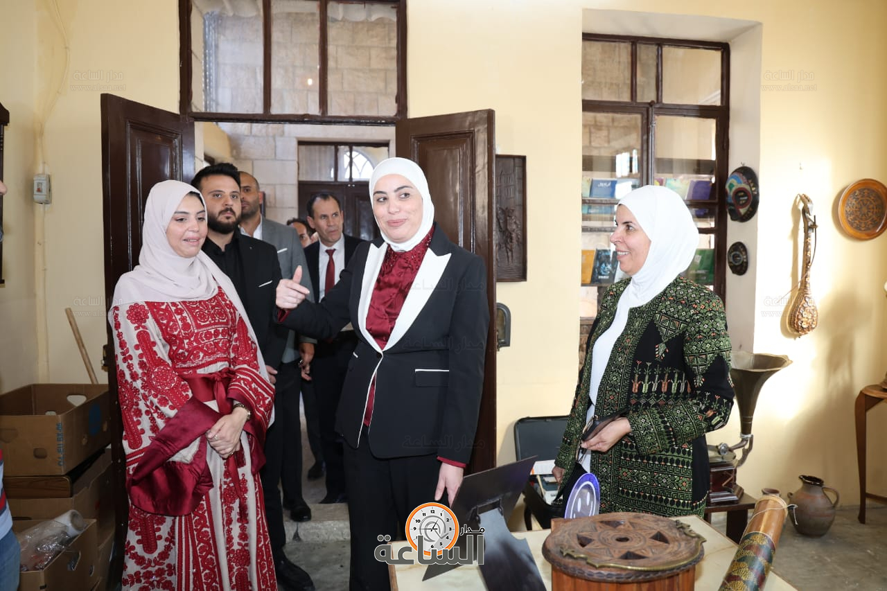 Madar Al-Saa Images 0.9391144093541521