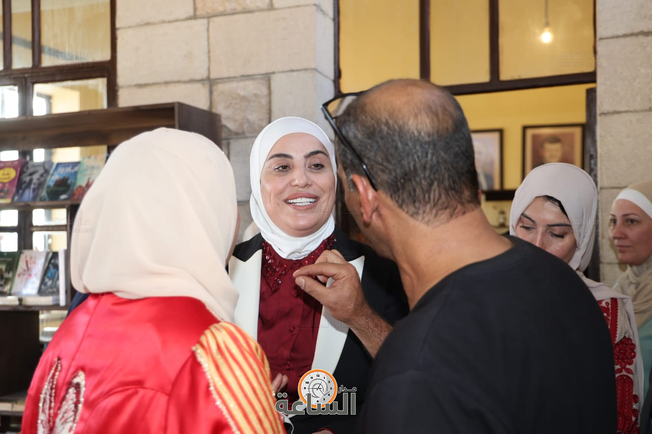 Madar Al-Saa Images 0.32515328723289194