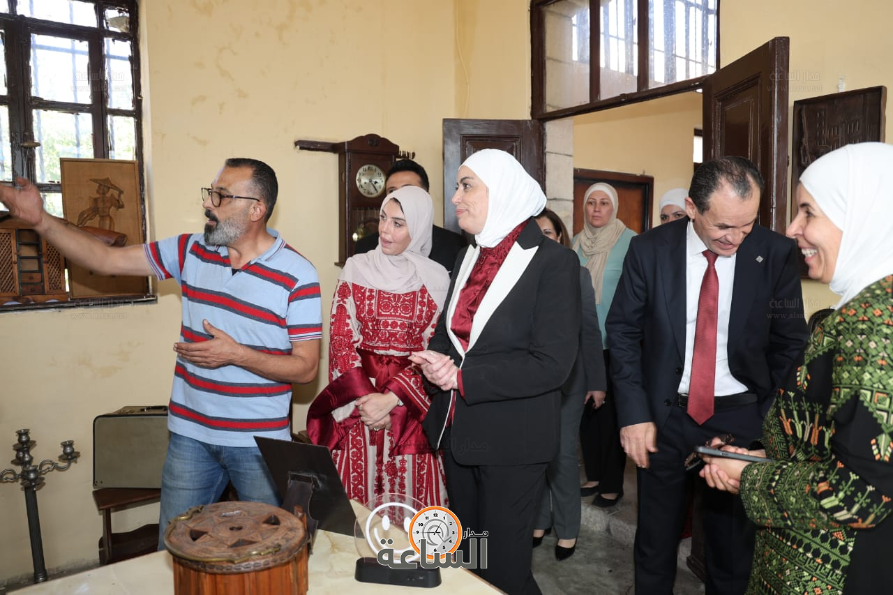 Madar Al-Saa Images 0.06372933422581273