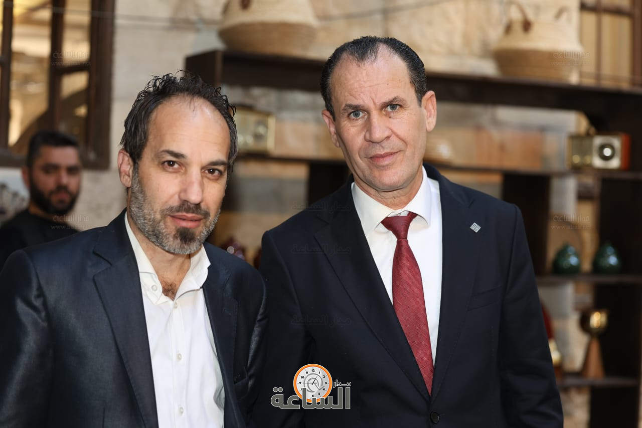 Madar Al-Saa Images 0.00011152882916420914