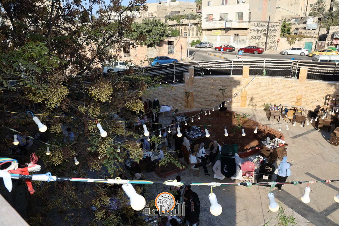 Madar Al-Saa Images 0.7530143361236321