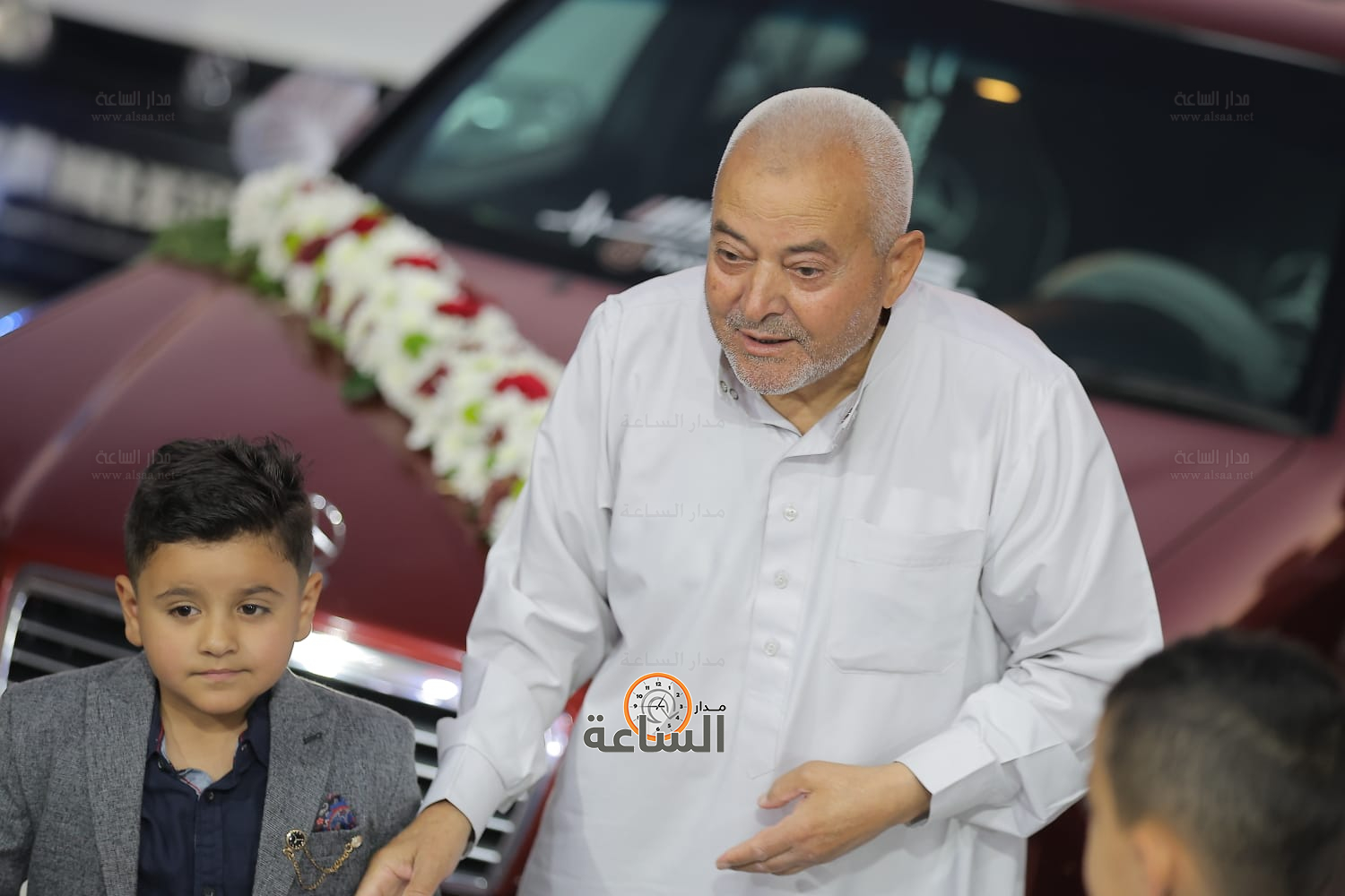 Madar Al-Saa Images 0.31034916276111035