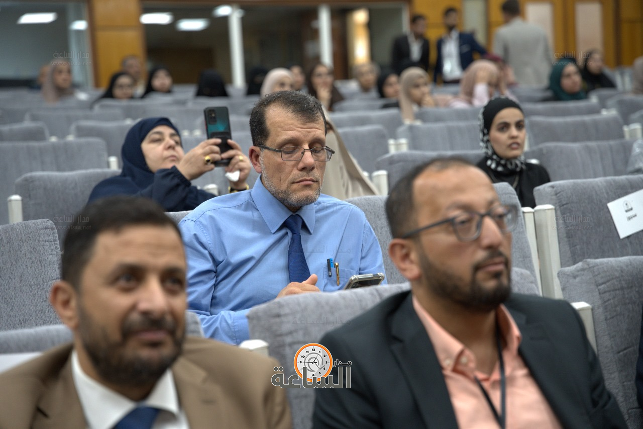 Madar Al-Saa Images 0.04577469814459645