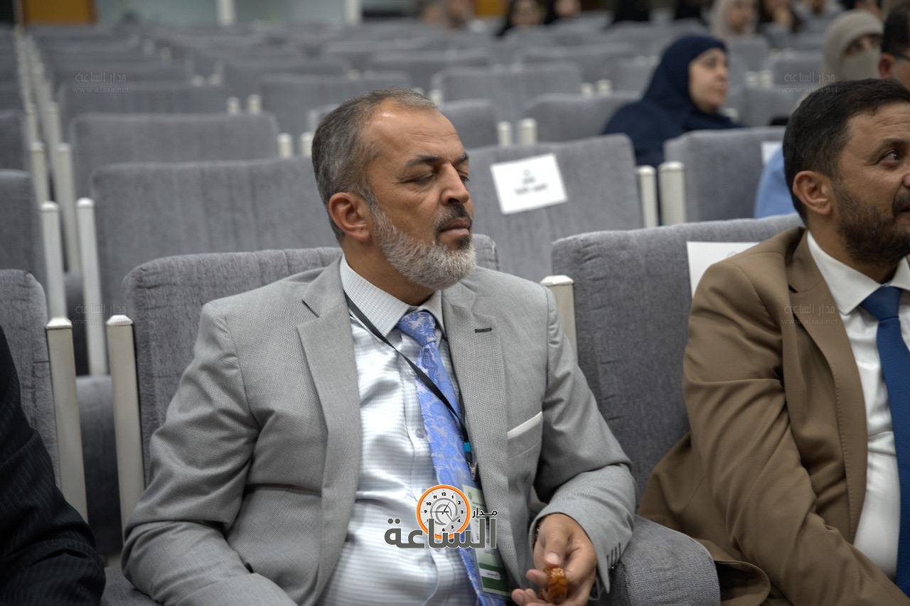 Madar Al-Saa Images 0.09287006019829336