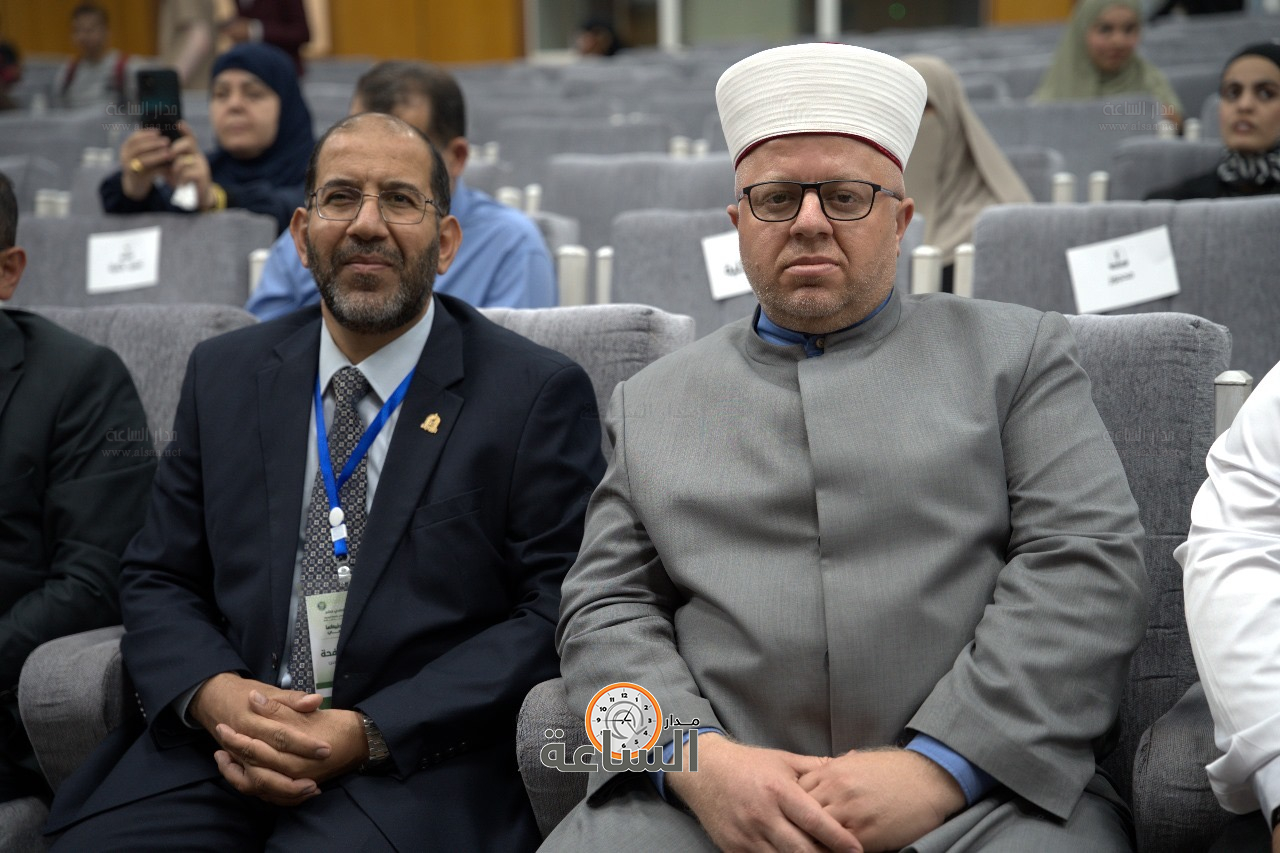 Madar Al-Saa Images 0.037401403201432815