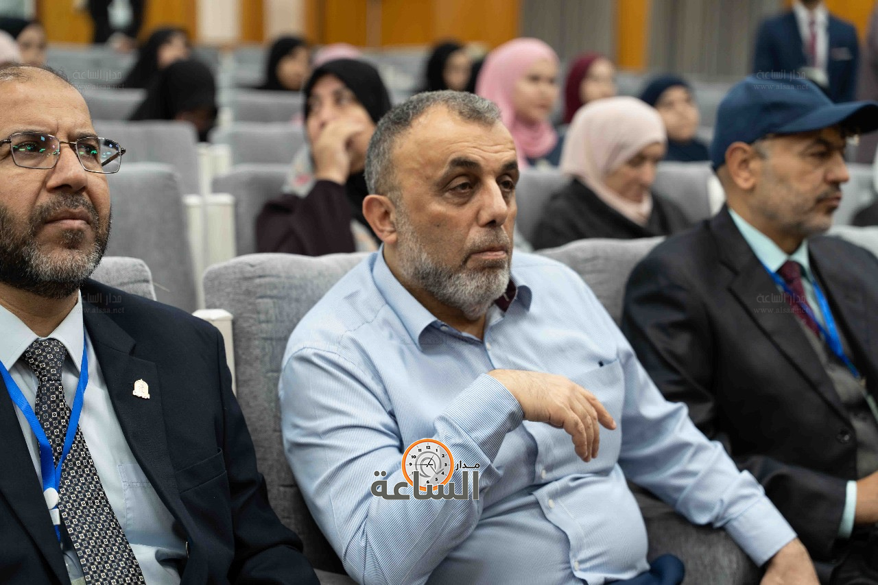 Madar Al-Saa Images 0.22793580104607147