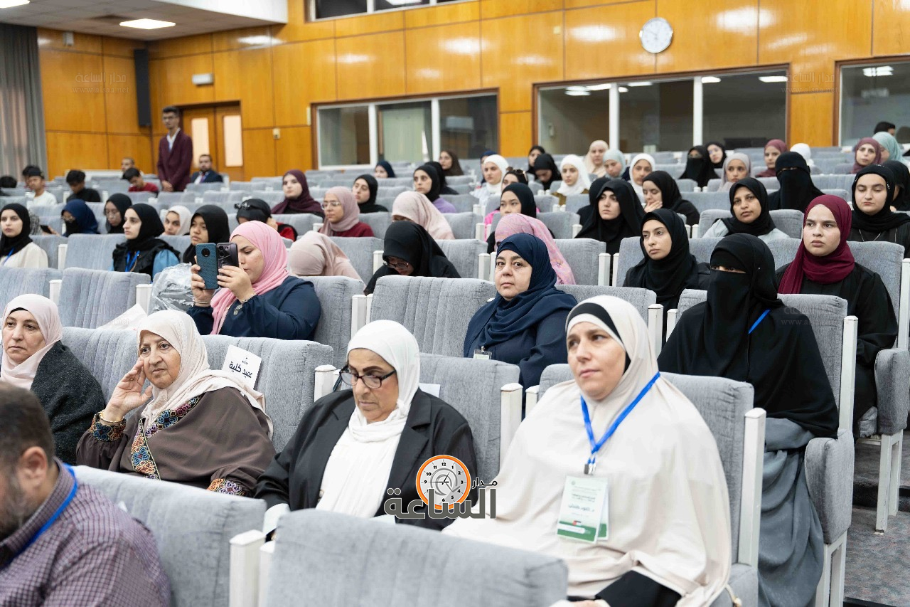 Madar Al-Saa Images 0.08207378965132073