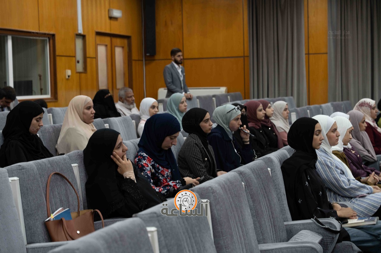 Madar Al-Saa Images 0.5147760352284498