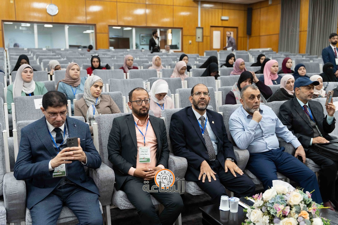 Madar Al-Saa Images 0.8495250645787921