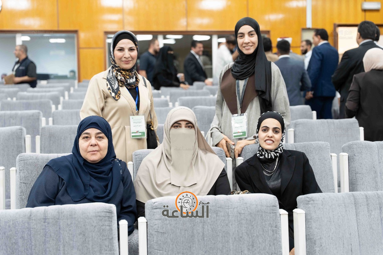 Madar Al-Saa Images 0.8418180567663552