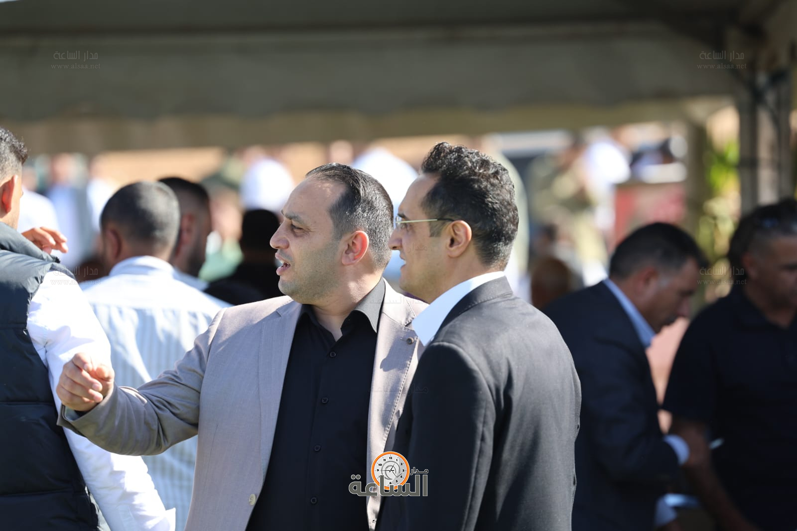 Madar Al-Saa Images 0.7484111430228626