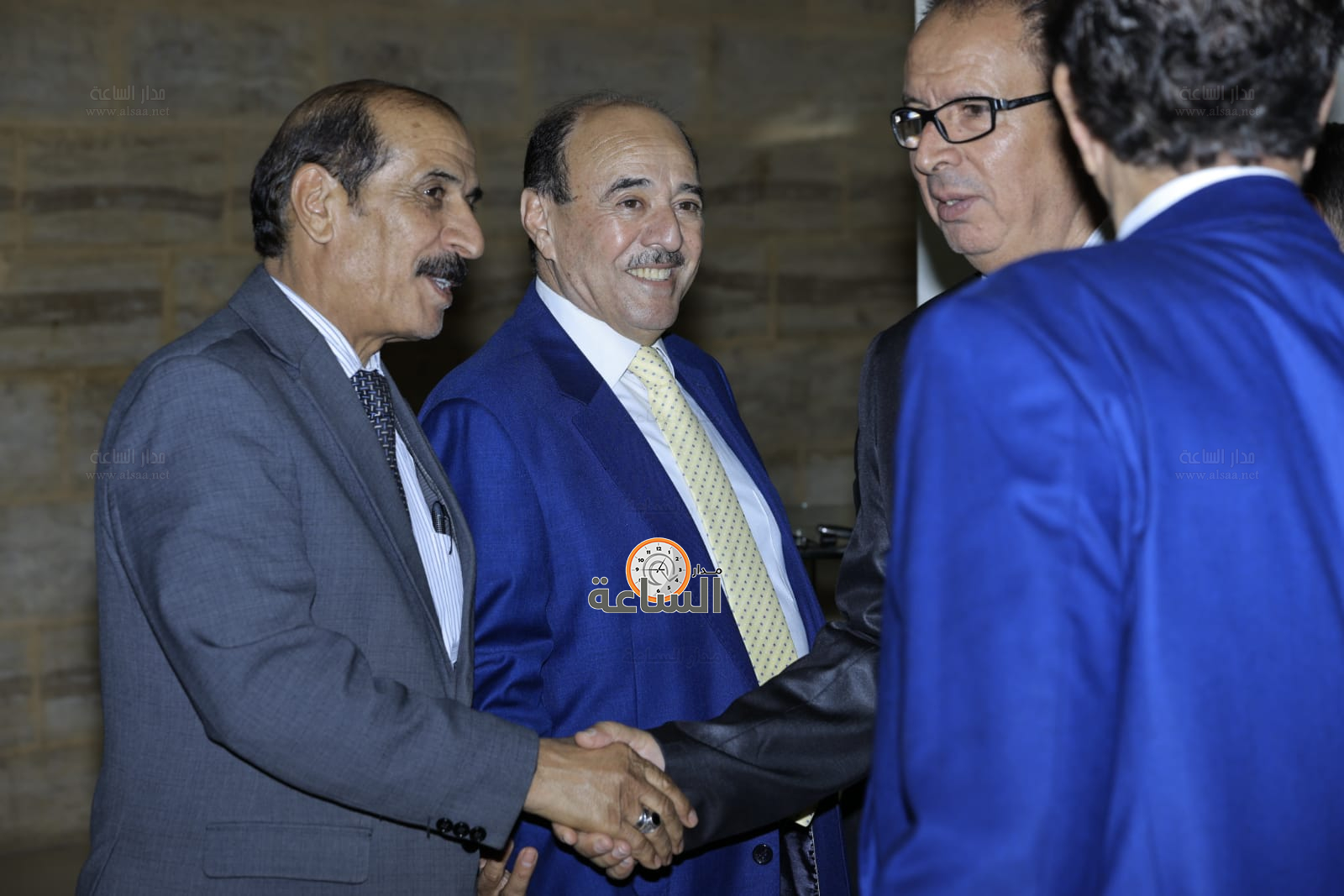 Madar Al-Saa Images 0.770886984147451