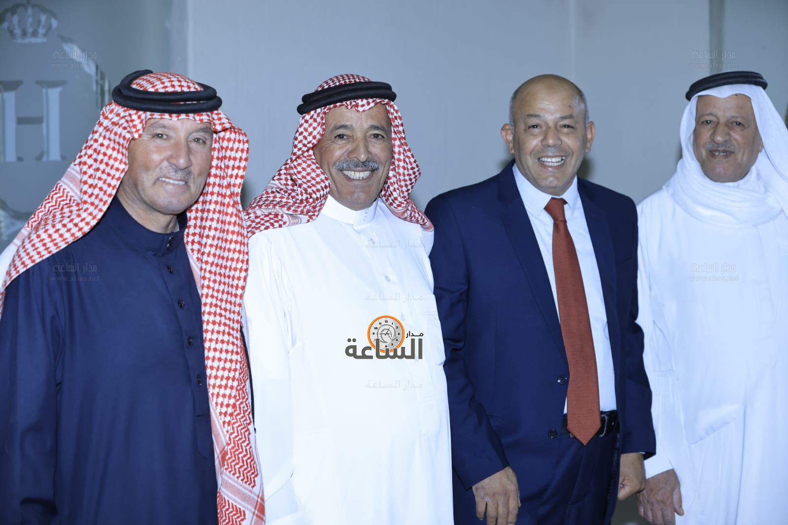 Madar Al-Saa Images 0.8894565308957342