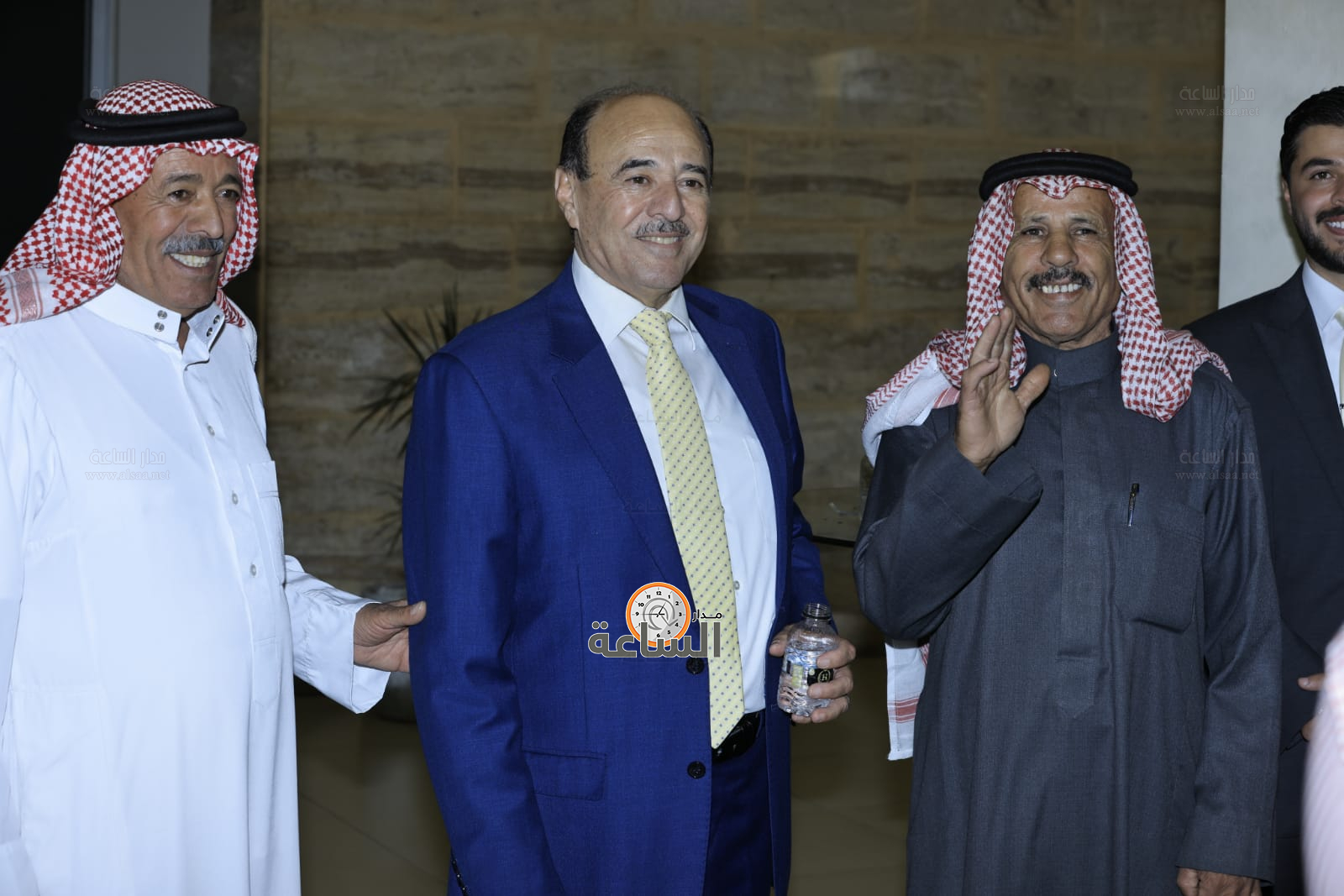 Madar Al-Saa Images 0.6785056079393516