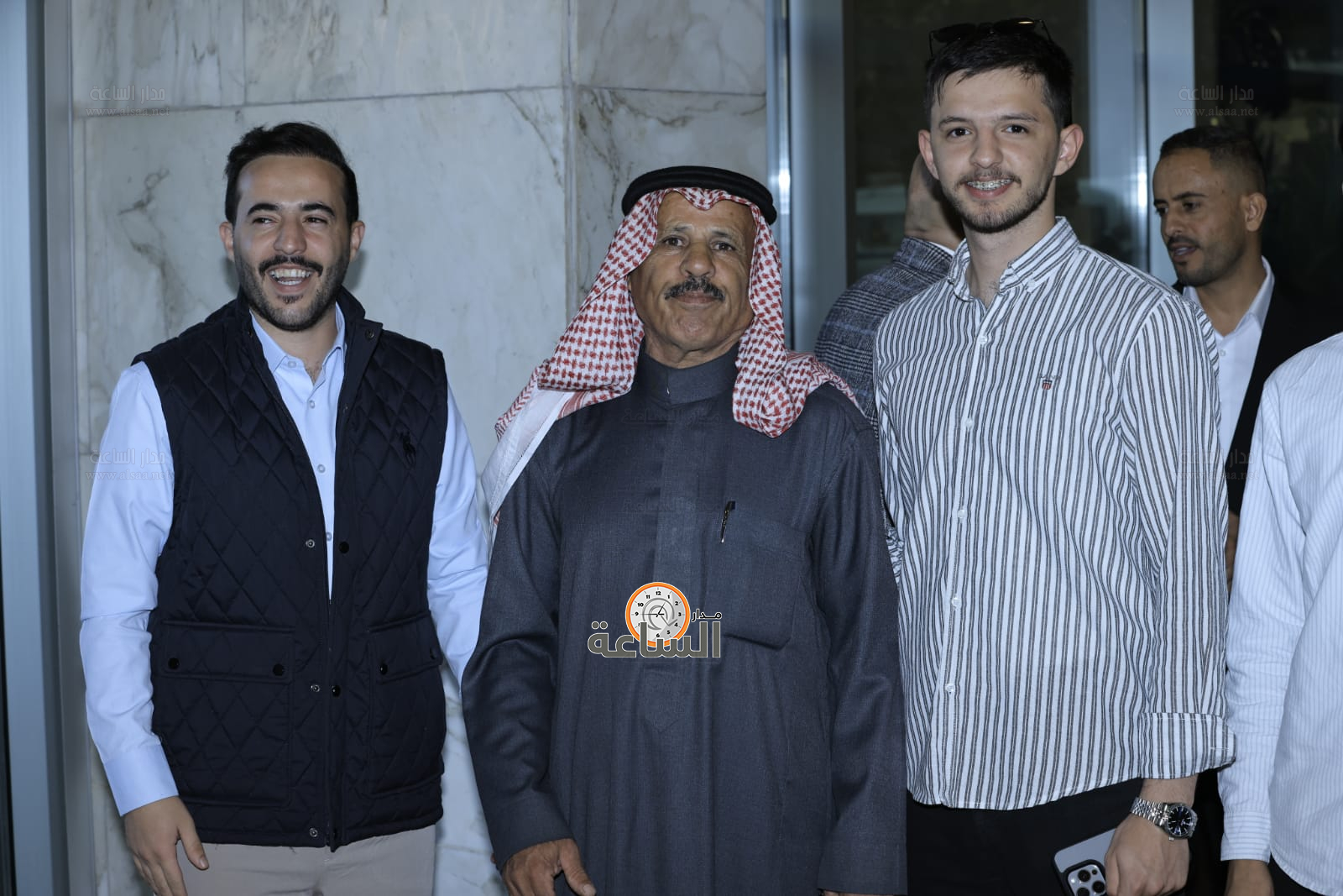 Madar Al-Saa Images 0.9326422605968652