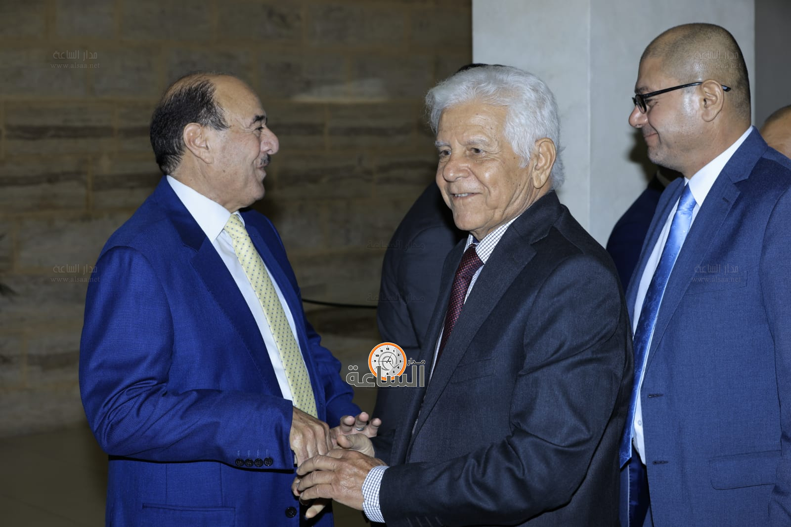 Madar Al-Saa Images 0.7976083171970482