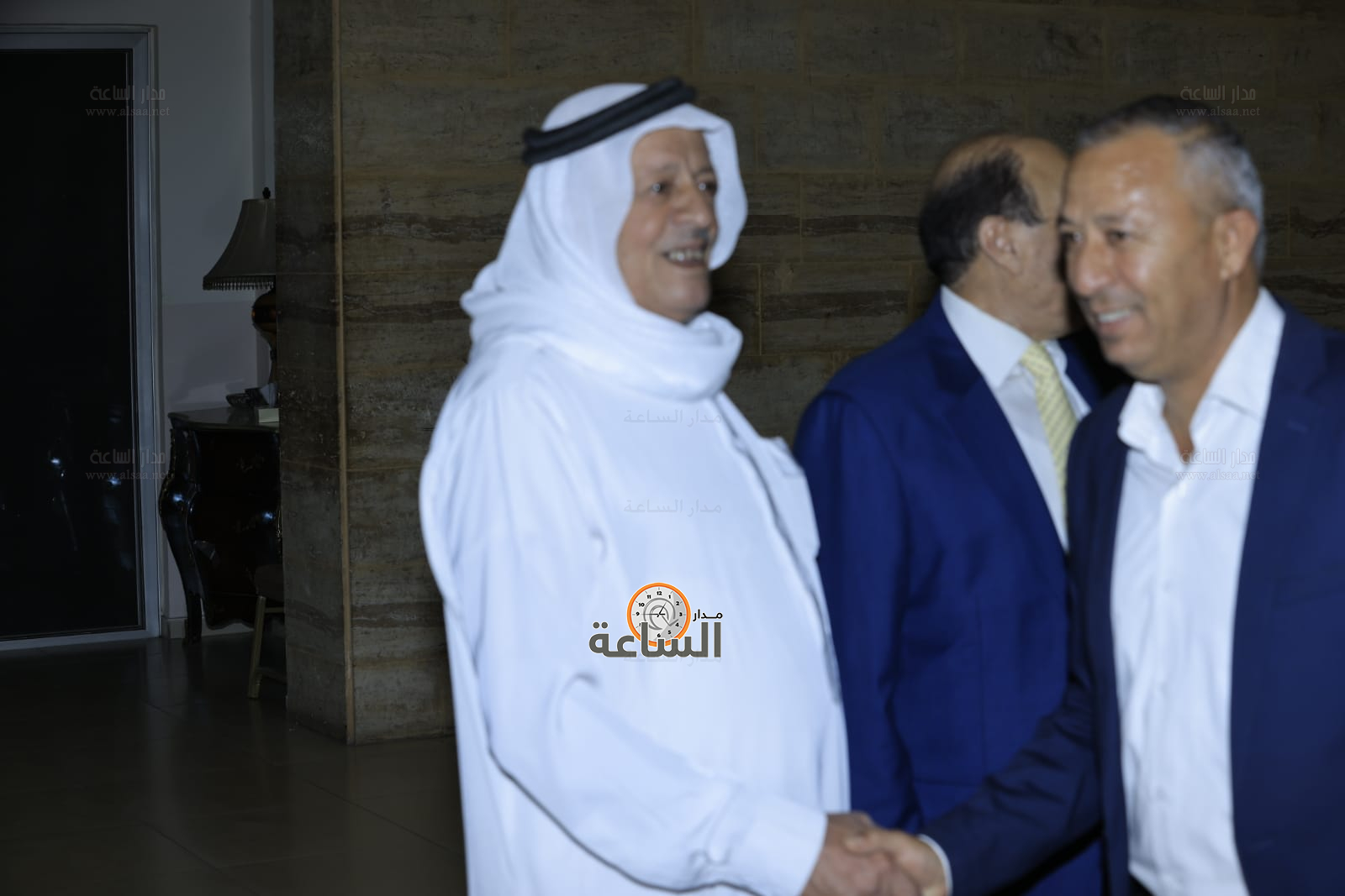 Madar Al-Saa Images 0.015180706162768565