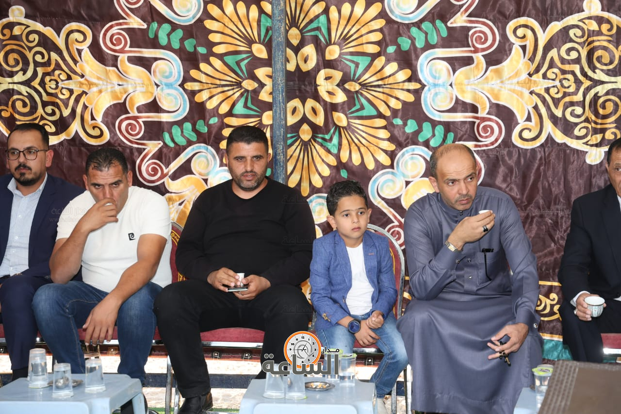 Madar Al-Saa Images 0.04220776792900194