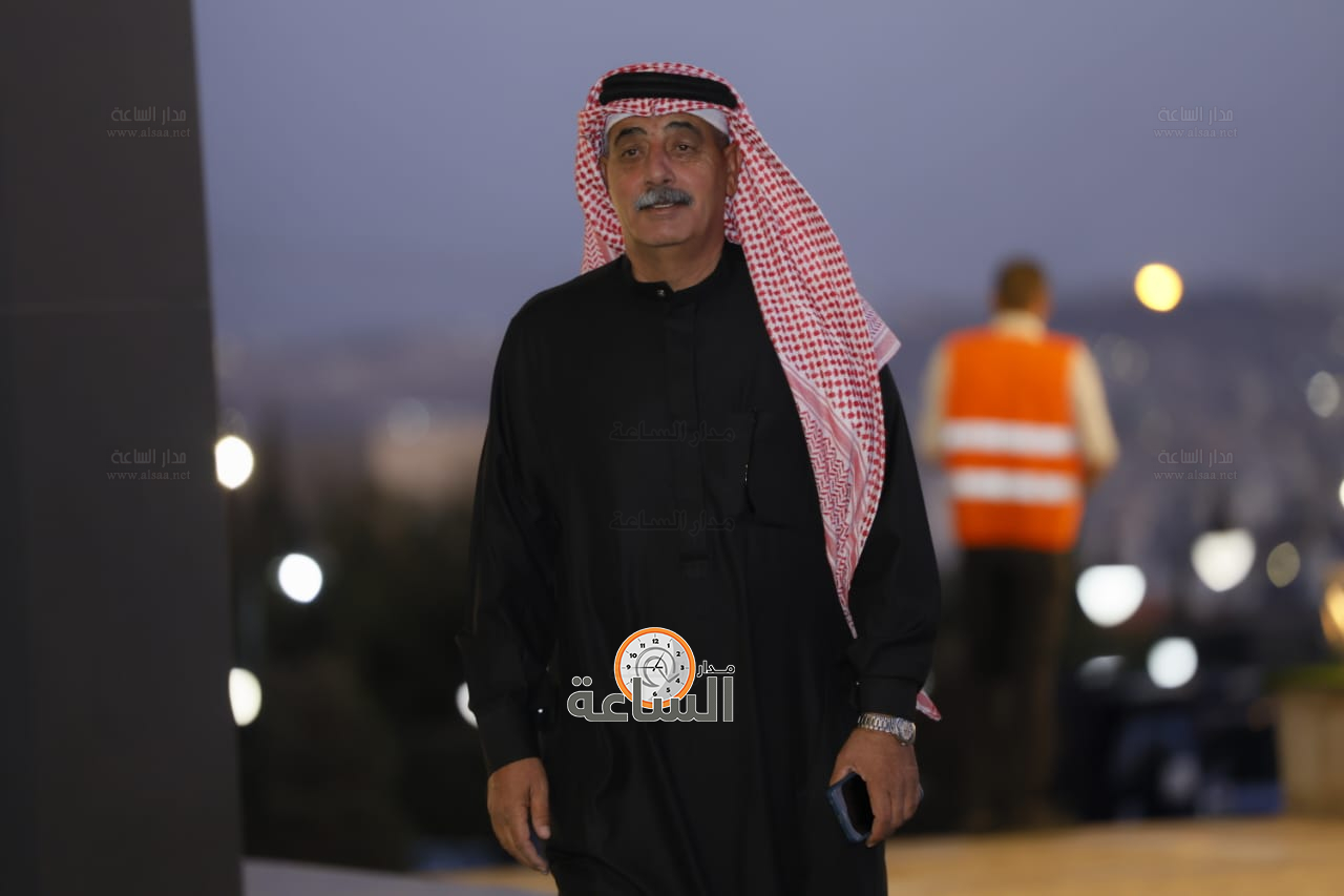 Madar Al-Saa Images 0.300832613577