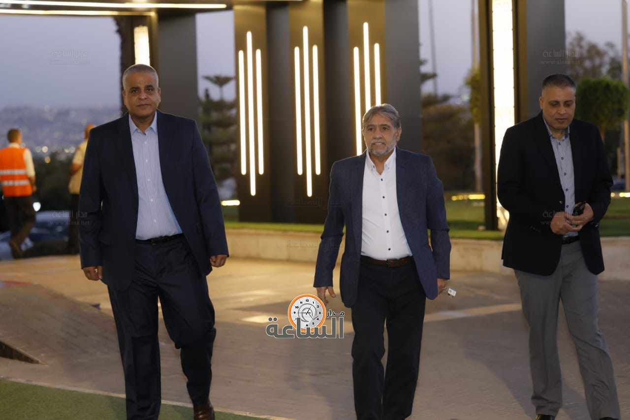 Madar Al-Saa Images 0.002558301152122855