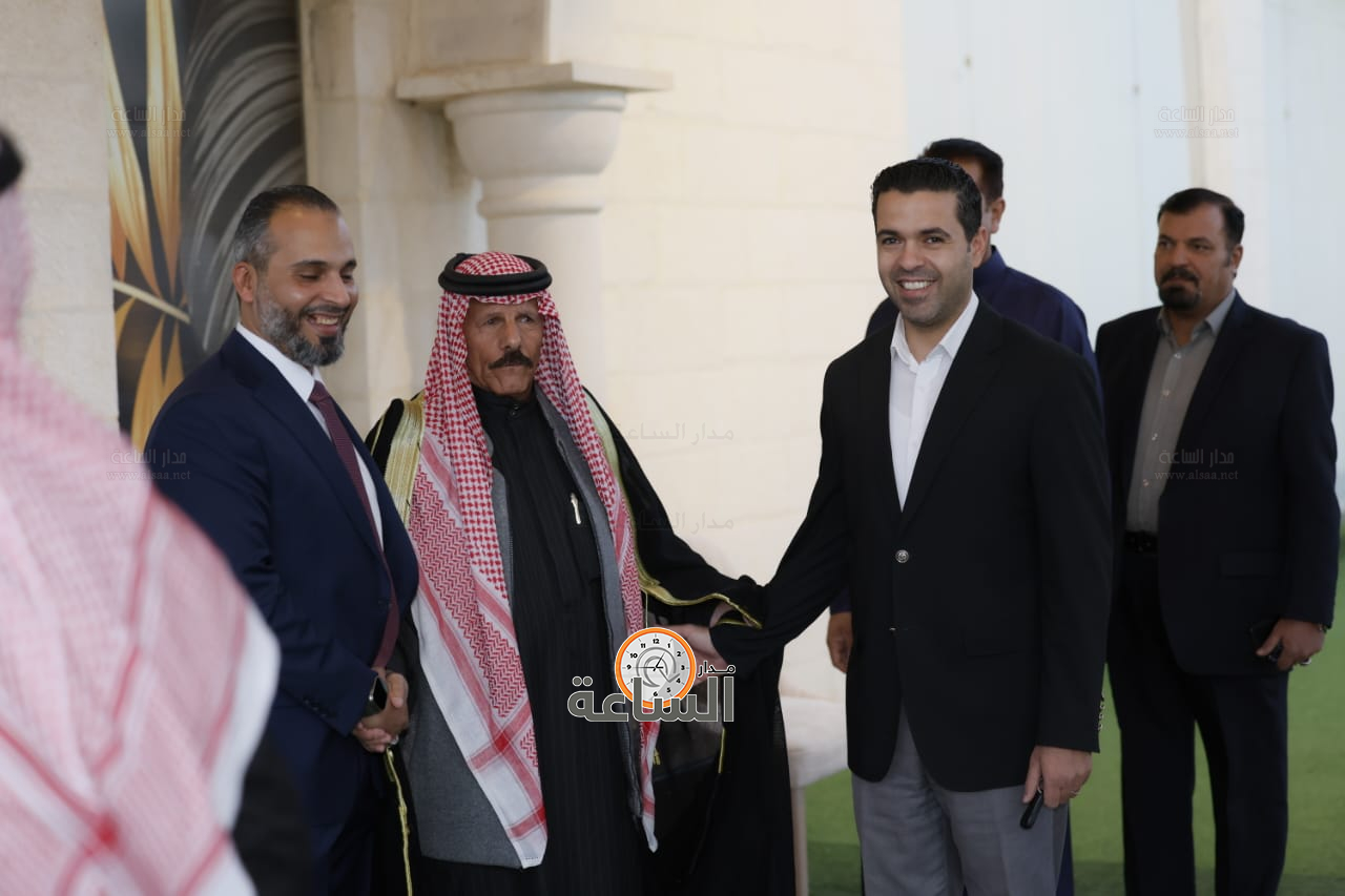 Madar Al-Saa Images 0.35203532442402696