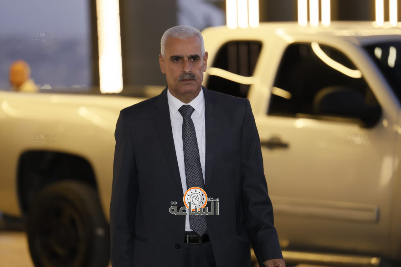 Madar Al-Saa Images 0.7771882329817228