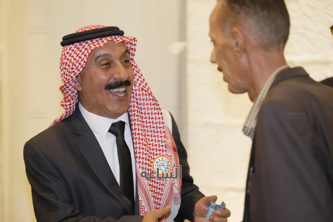 Madar Al-Saa Images 0.4507157089667275