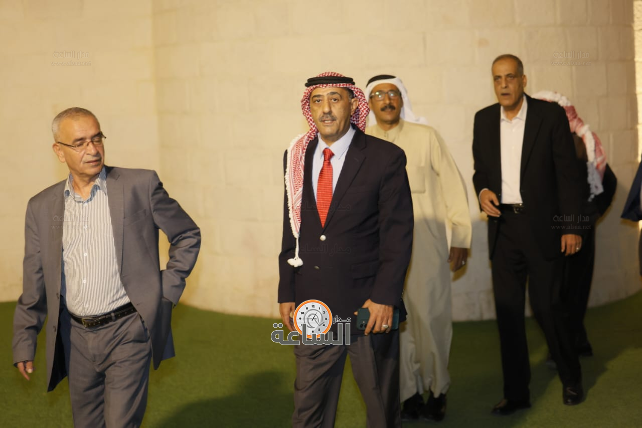 Madar Al-Saa Images 0.7723867741804097