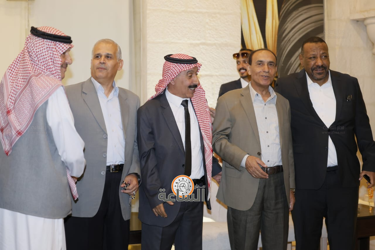 Madar Al-Saa Images 0.1276600056848729