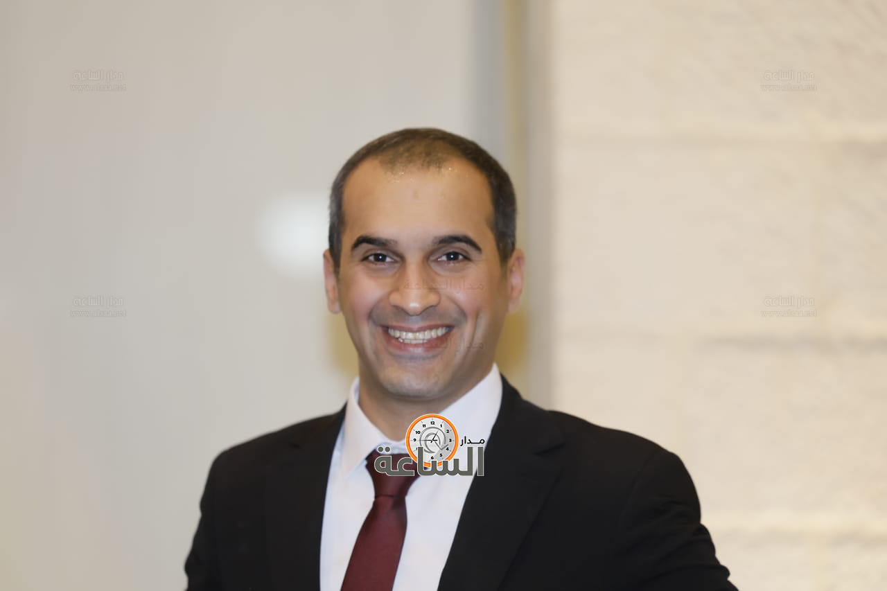 Madar Al-Saa Images 0.6661828045020171