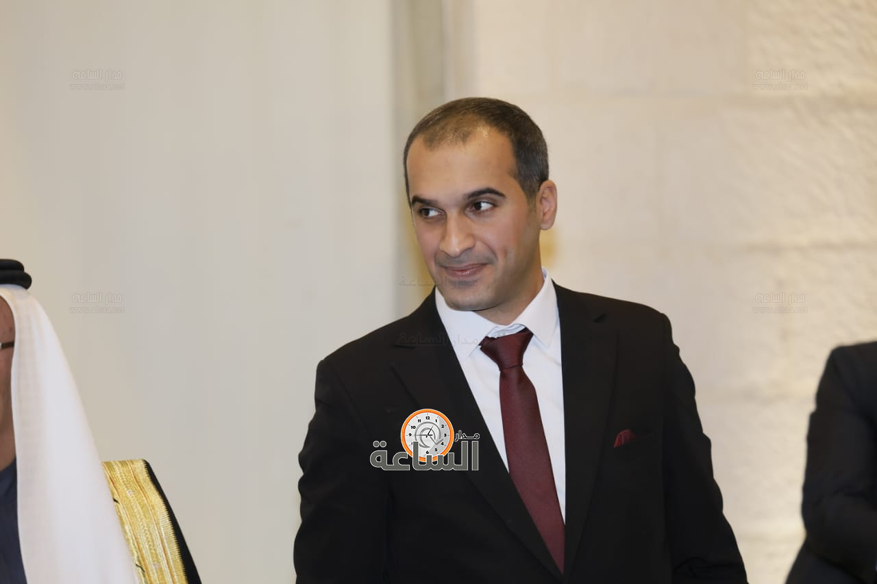 Madar Al-Saa Images 0.7480413060298938