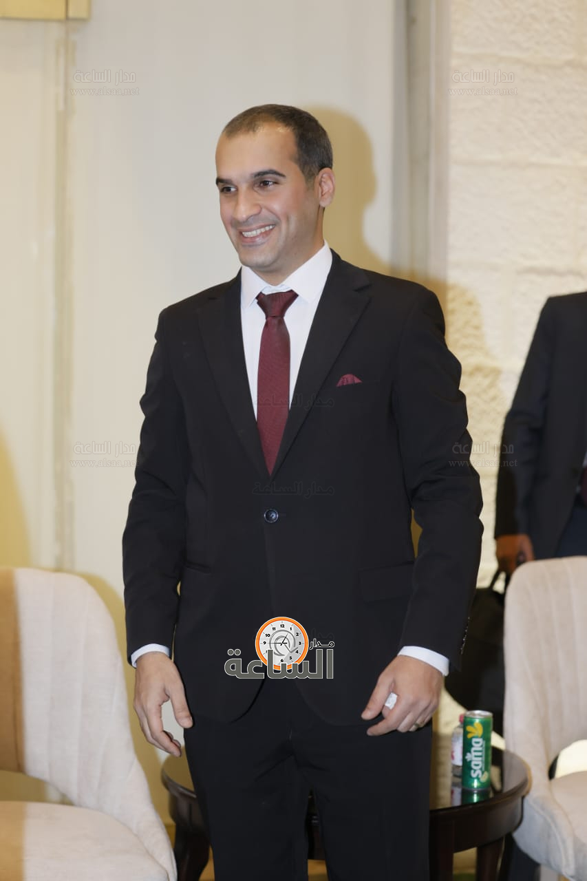 Madar Al-Saa Images 0.756869606383815