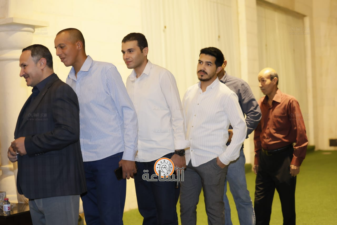 Madar Al-Saa Images 0.3395413515176219