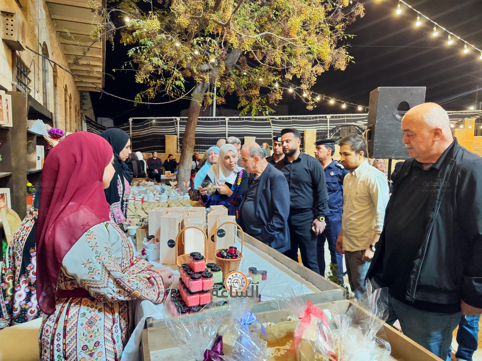 Madar Al-Saa Images 0.13478353613825178