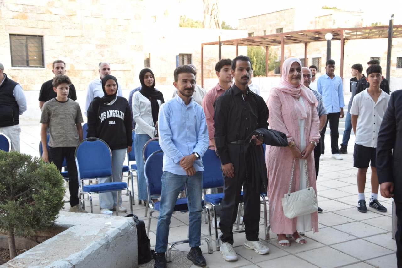 Madar Al-Saa Images 0.6109944958149212