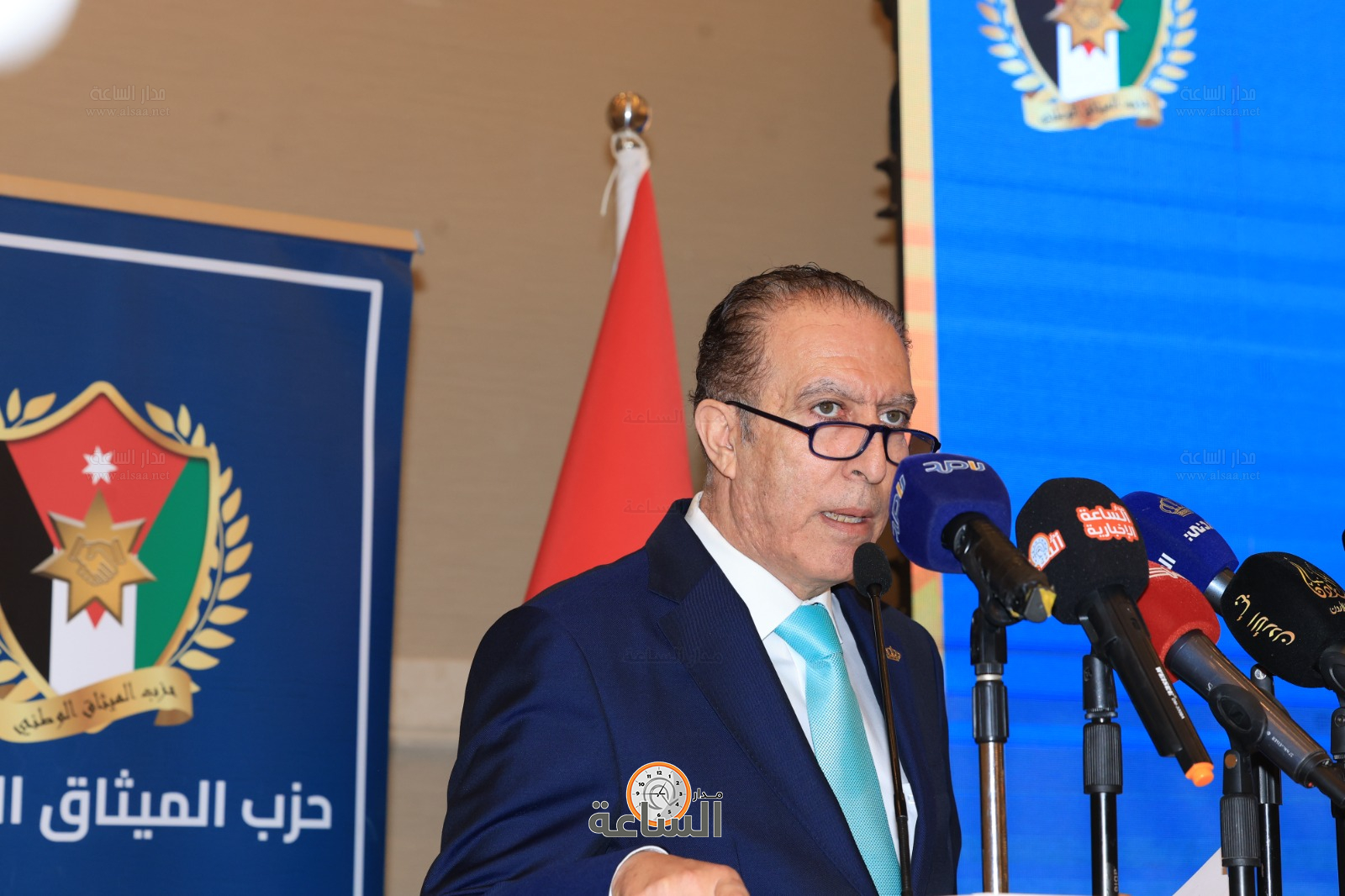 Madar Al-Saa Images 0.34837844935046136