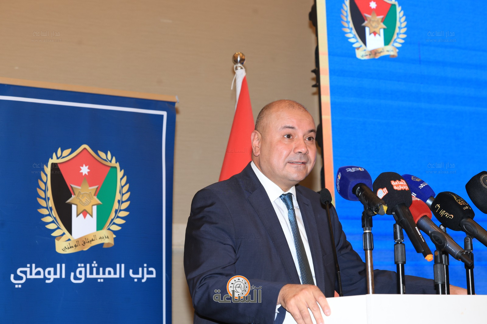 Madar Al-Saa Images 0.32580684907950785