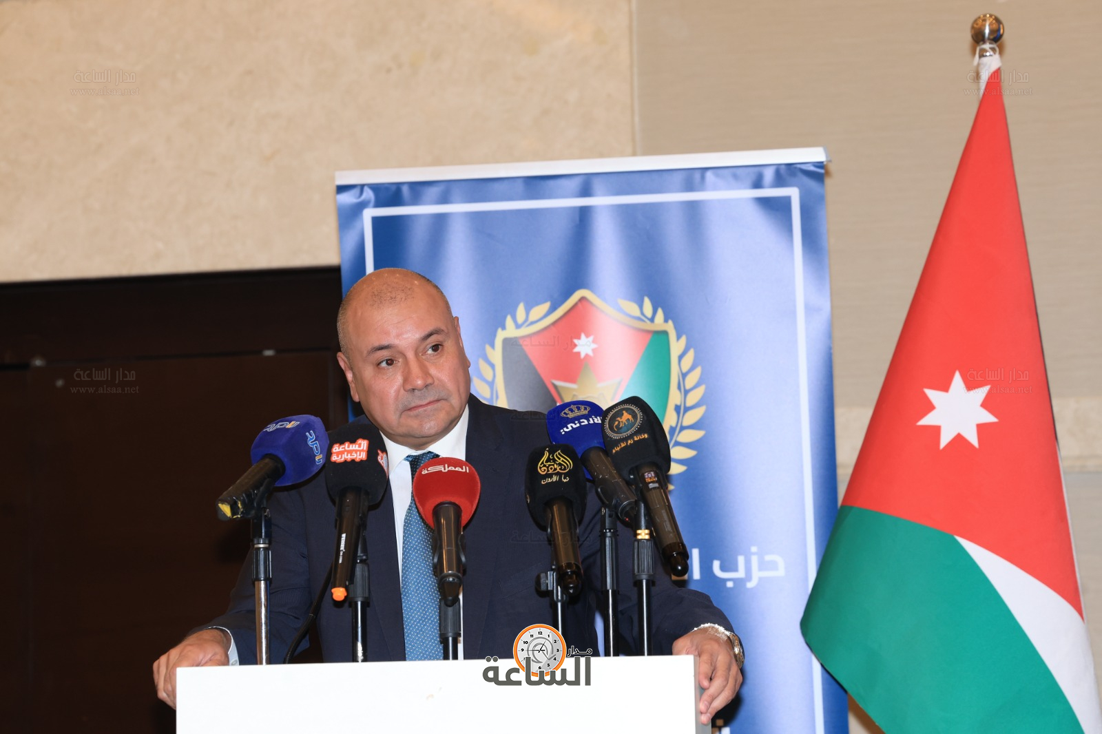 Madar Al-Saa Images 0.02762931729512108