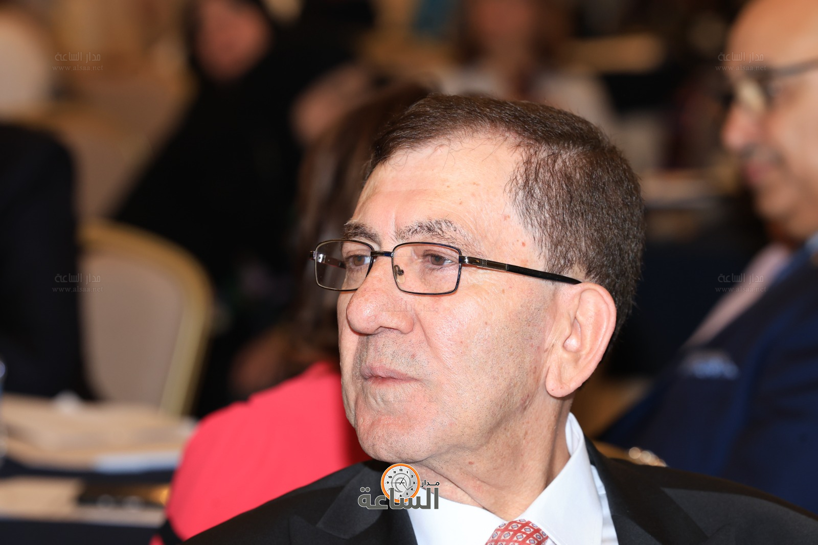 Madar Al-Saa Images 0.580784968161631